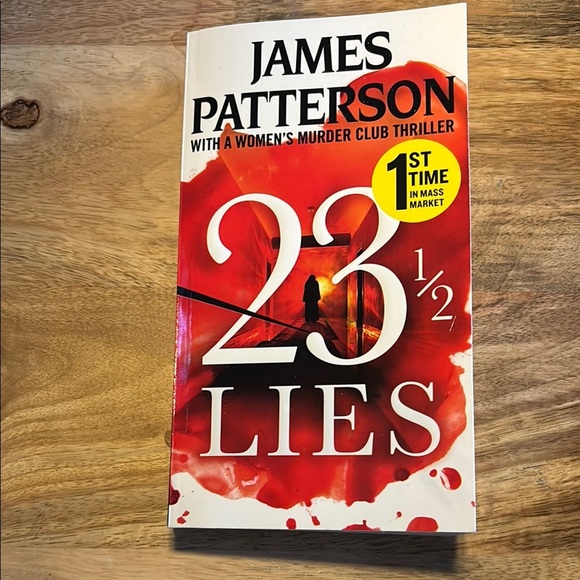 JAMES PATTERSON | 23-1/2 Lies - Picture 1 of 2